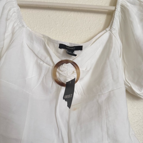FOREVER 21 Women White Solid Puff Sleeved Top with Gathers - Picture 6 of 11